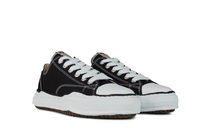 Maison Mihara Yasuhiro Peterson Canvas Black
