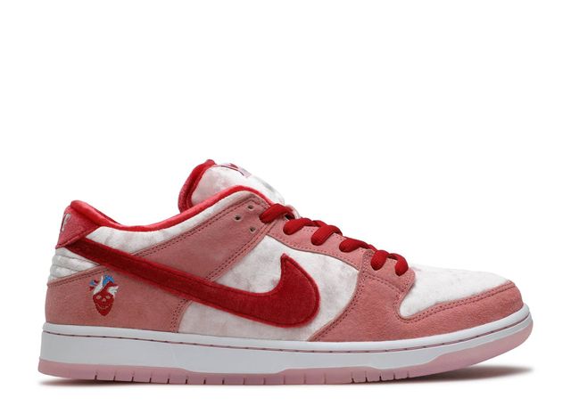 Nike SB Dunk Low Strangelove Skateboards