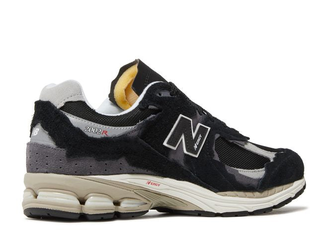 New Balance 2002R Protection Pack Black Grey