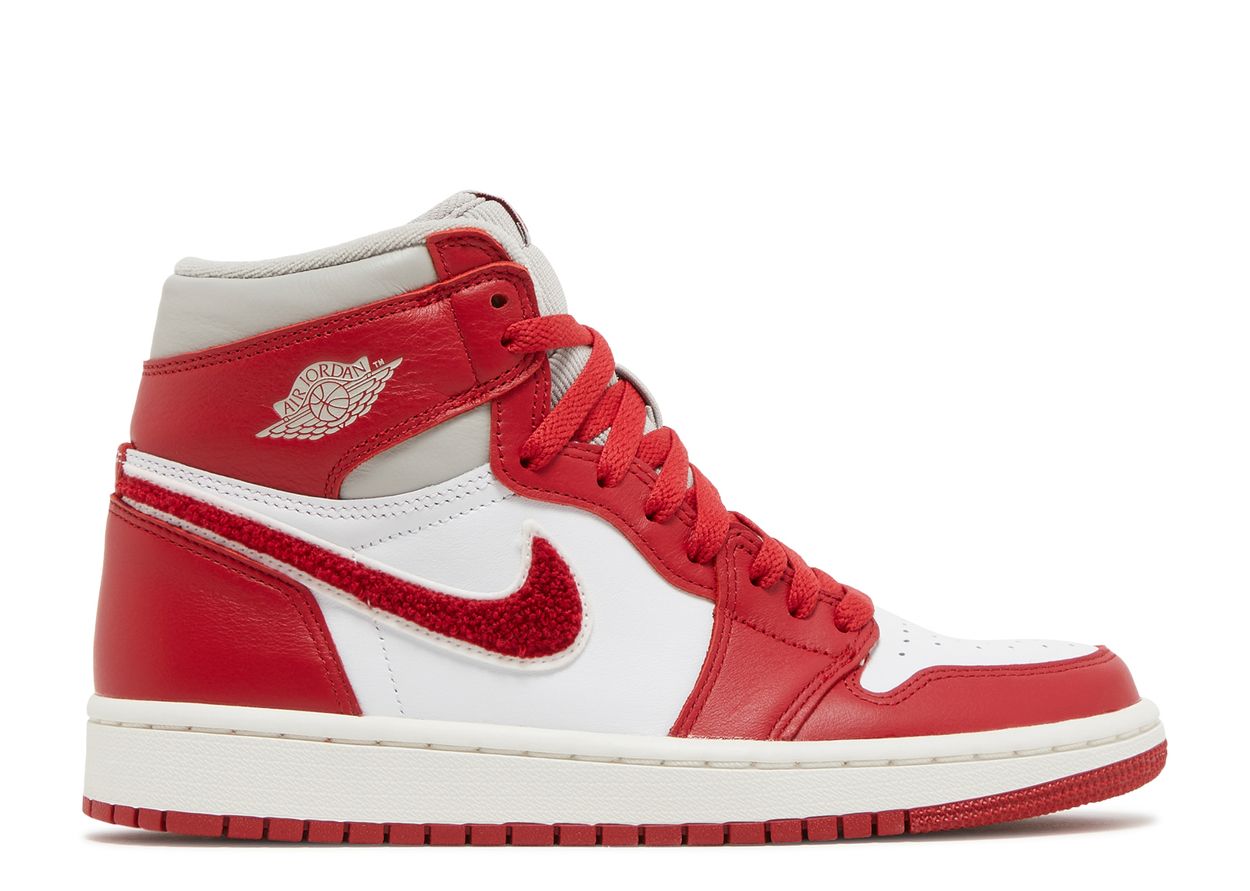 Nike  Air Jordan 1 High OG Varsity Red