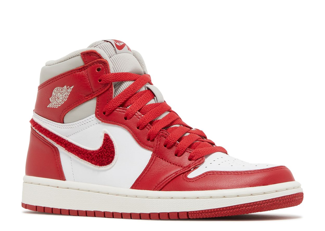 Nike  Air Jordan 1 High OG Varsity Red