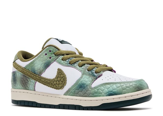 Nike Dunk Low SB x Alexis Sablone Chameleon